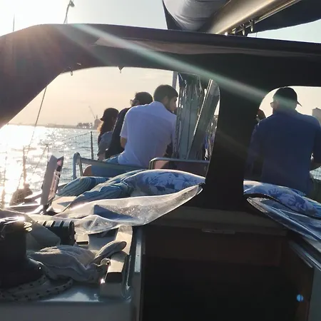 Biennale Luxury Sail Boat Hotel na wodzie Wenecja